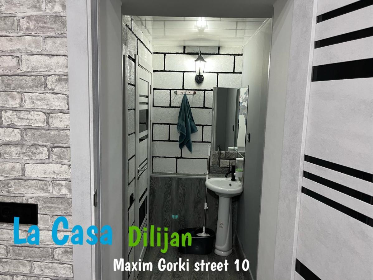Hostel La Casa ديليجان المظهر الخارجي الصورة