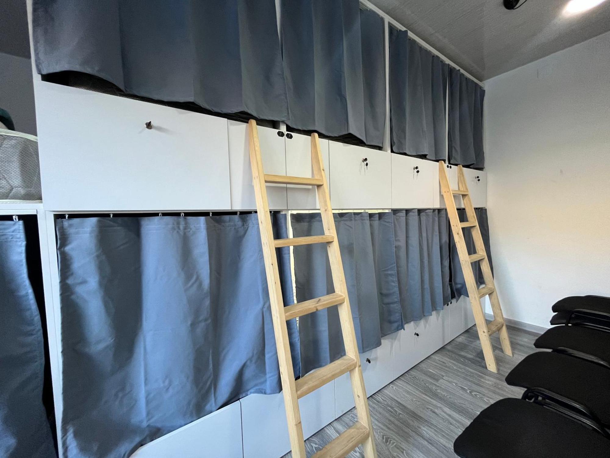 Hostel La Casa ديليجان المظهر الخارجي الصورة