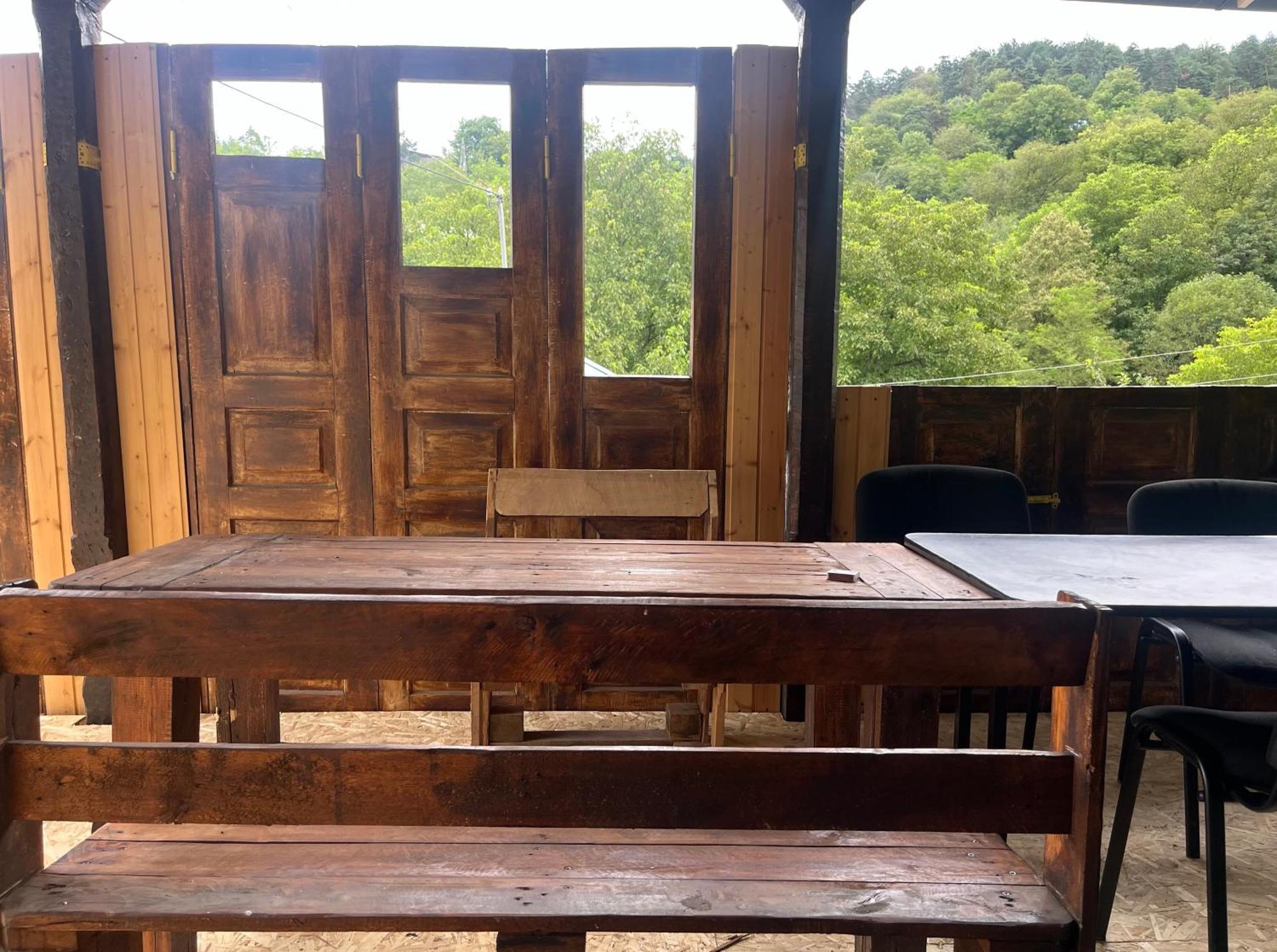 Hostel La Casa ديليجان المظهر الخارجي الصورة