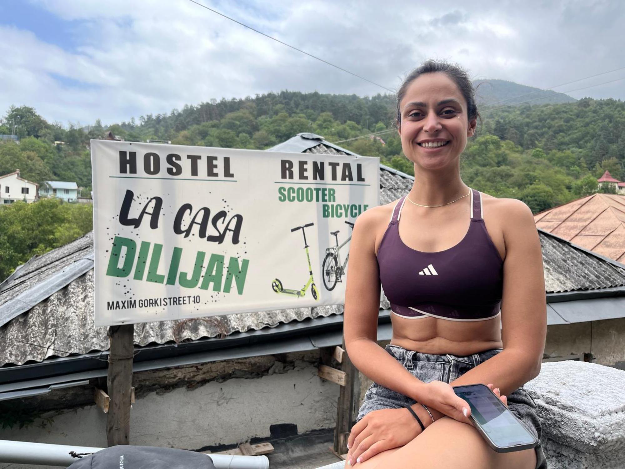 Hostel La Casa ديليجان المظهر الخارجي الصورة
